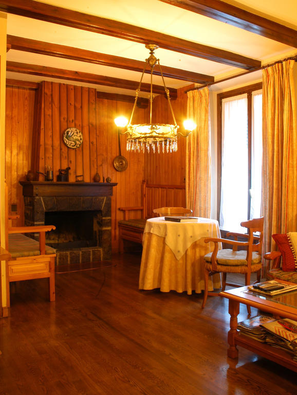 Hotel Casa Frauca Сарвісе Екстер'єр фото